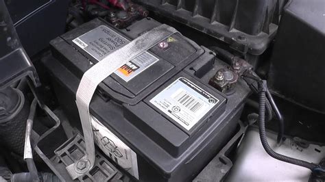 2003 ford focus battery junction box|focus battery saving relay.